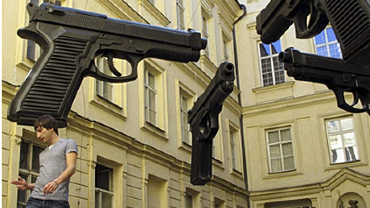 Czech Republic right to self-defense image